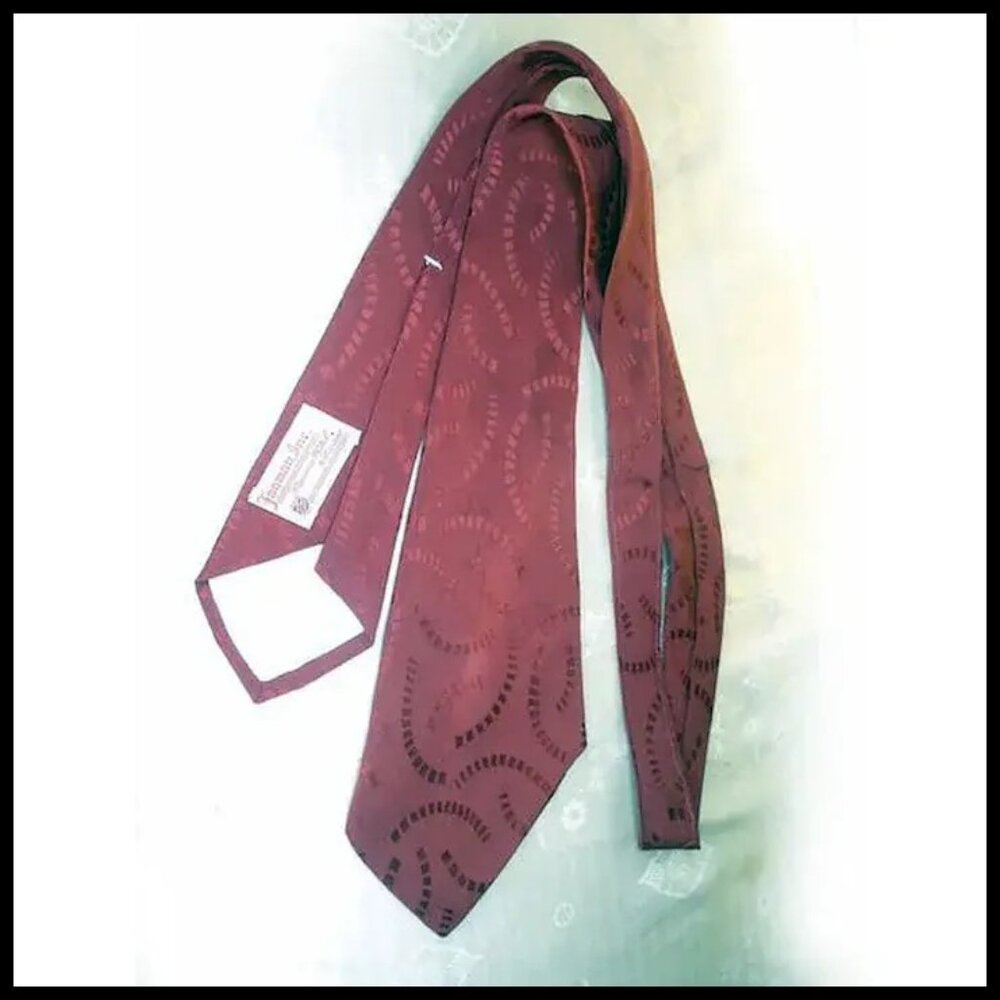 1940s Wide Necktie Fagman Cordovan Burgundy Tie - Picture 4 of 9